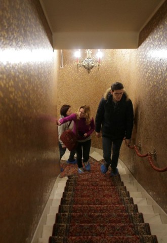 Внутренние коридоры дворца чаушеску (65 фото)