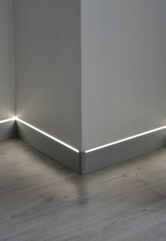 Плинтус с подсветкой в интерьере (89 фото)