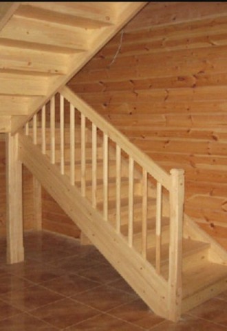 Лестница на второй этаж на даче деревянные (64 фото)