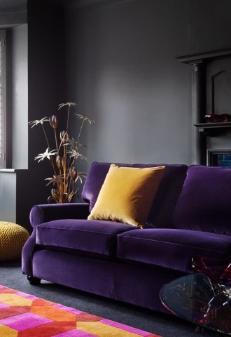 Фиолетовый диван (73 фото)