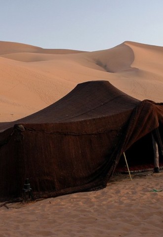 Шатер в пустыне (79 фото)