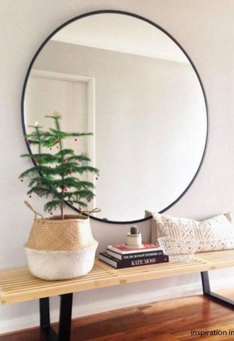 Круглое зеркало над диваном (55 фото)