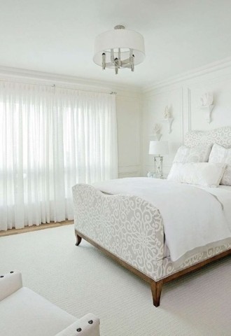 Красивые белые шторы в спальню (74 фото)