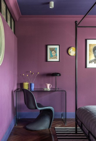 Фиолетовые стены в интерьере (100 фото)
