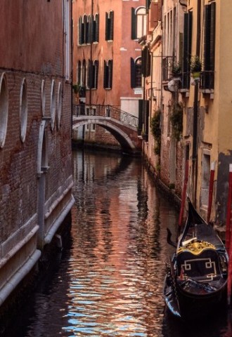 Обои венеция в интерьере с чем сочетаются (52 фото)