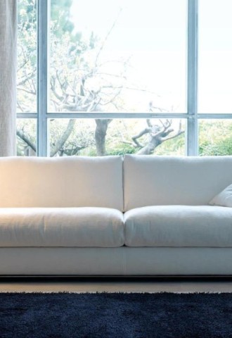 Низкий диван для гостиной в современном стиле (56 фото)