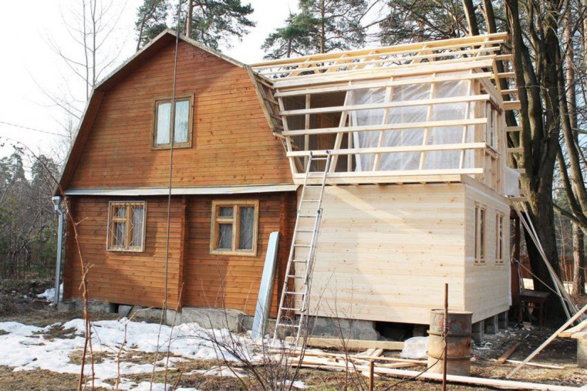 Пристройка к деревянному дому