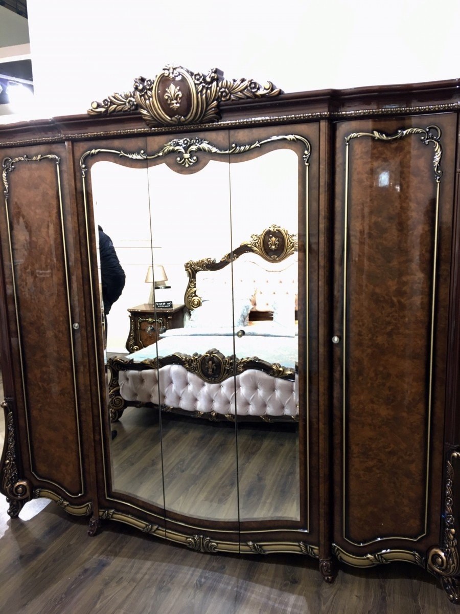 Шкаф Илона Караваджо