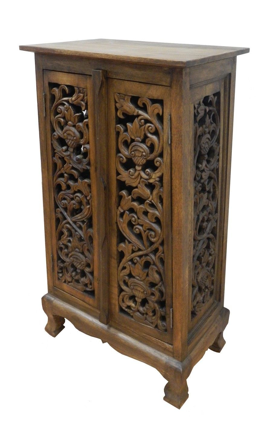 Дизайнерская резная мебель