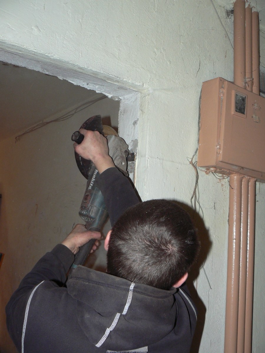 Демонтаж дверей