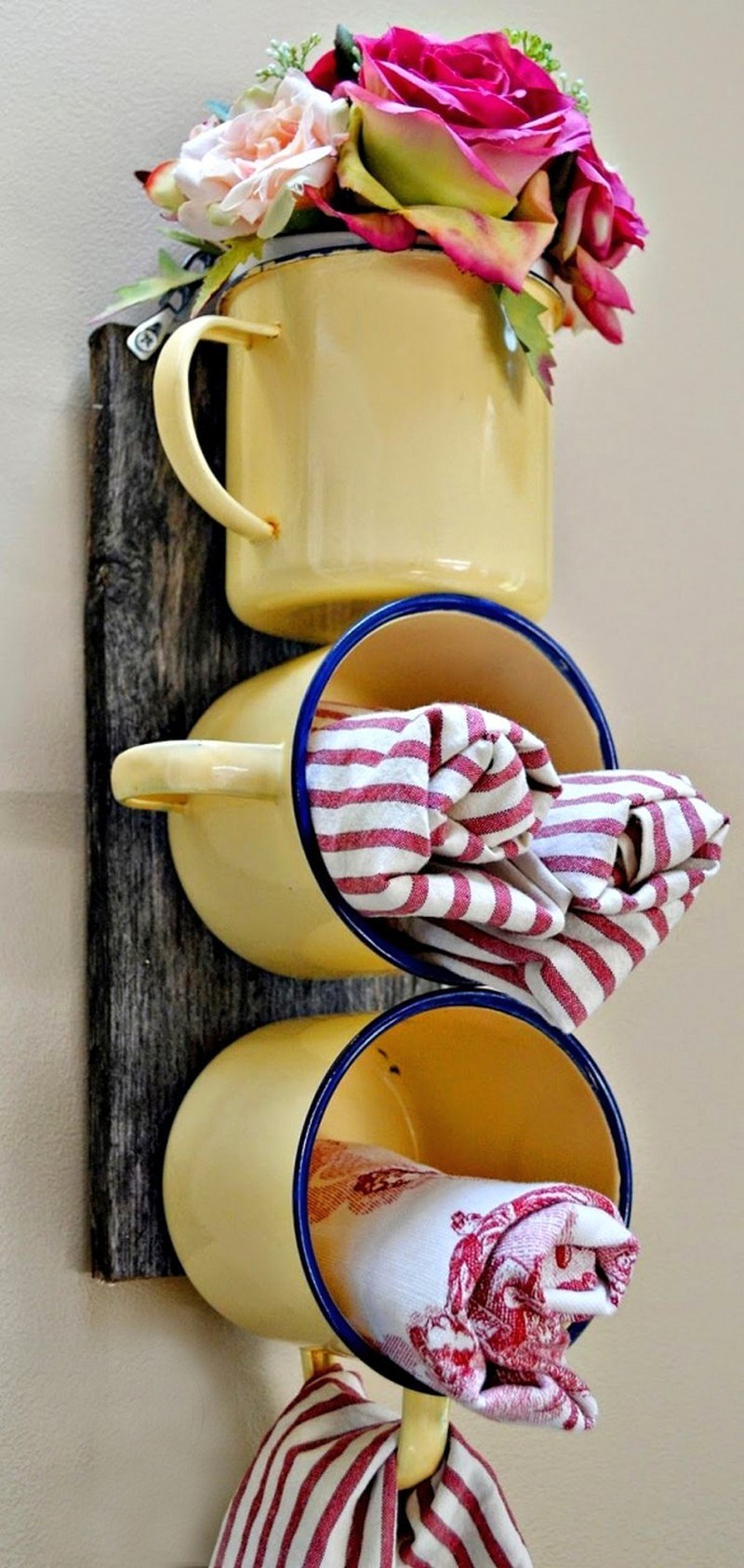 Декор из старых чашек