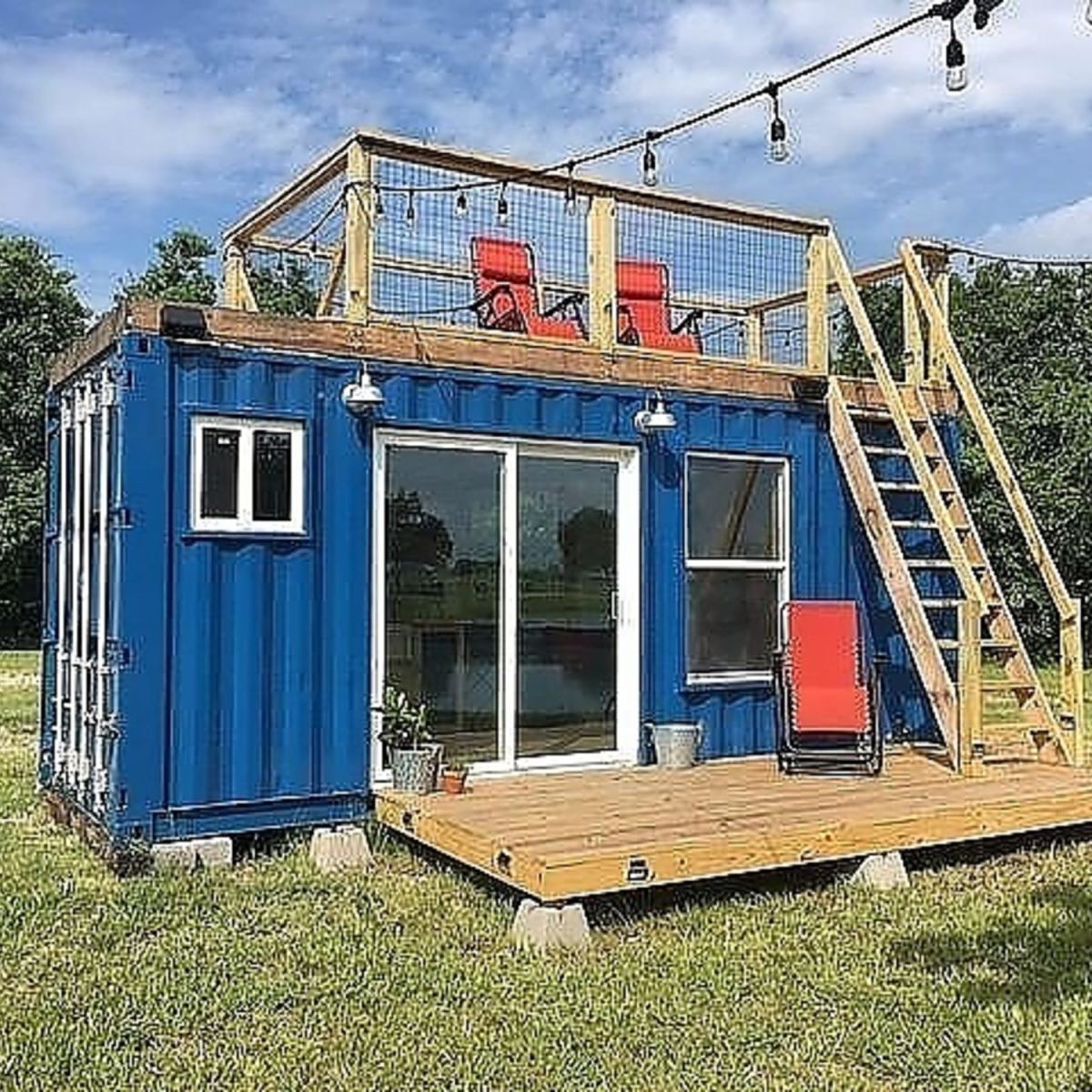 Жилой блок. Дом из 20 футового контейнера Тини Хаус. Бытовка Тини Хаус. Tiny House из морского контейнера. Блок контейнер Тини Хаус.