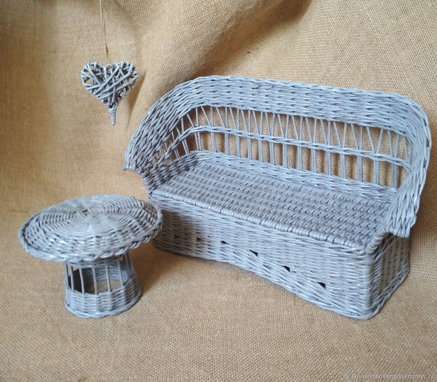 Увлечение тетюшан – плетение мебели из ротанга