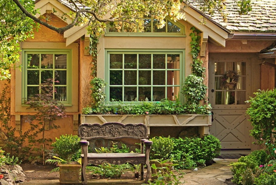 Дачный дом в стиле Прованс фасад