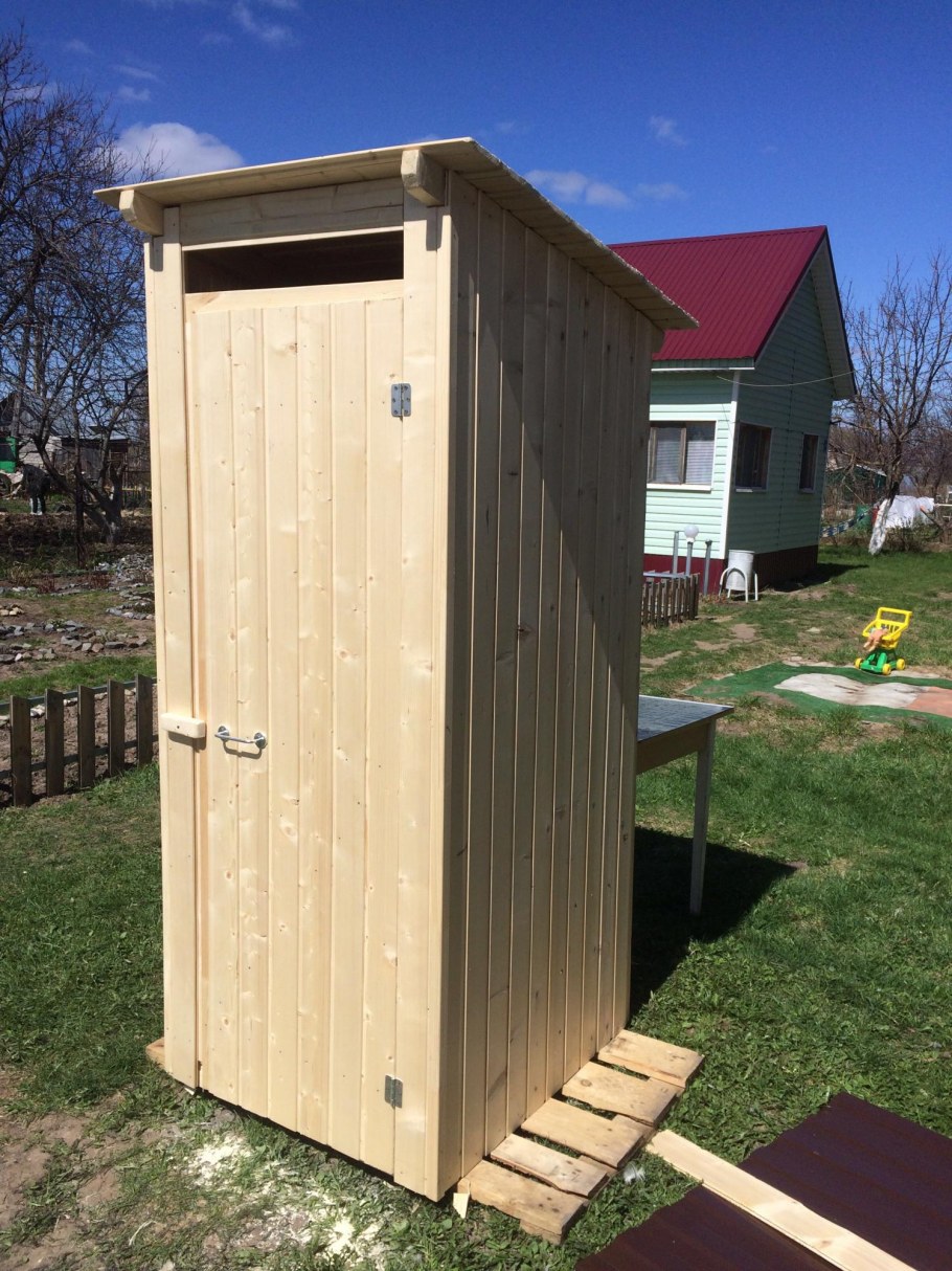 Туалет дачный