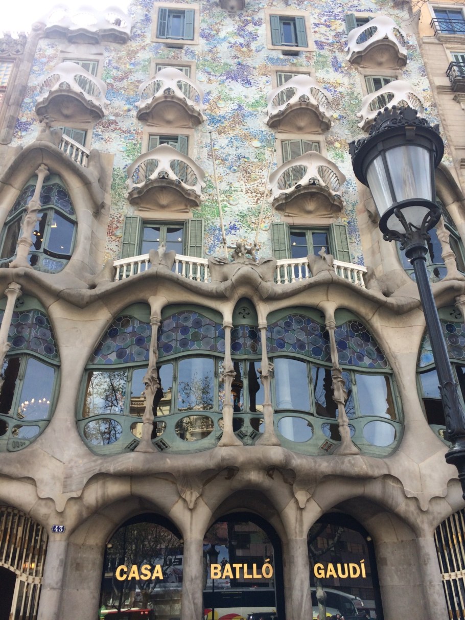 Дом Бальо Гауди - Барселона, Испания