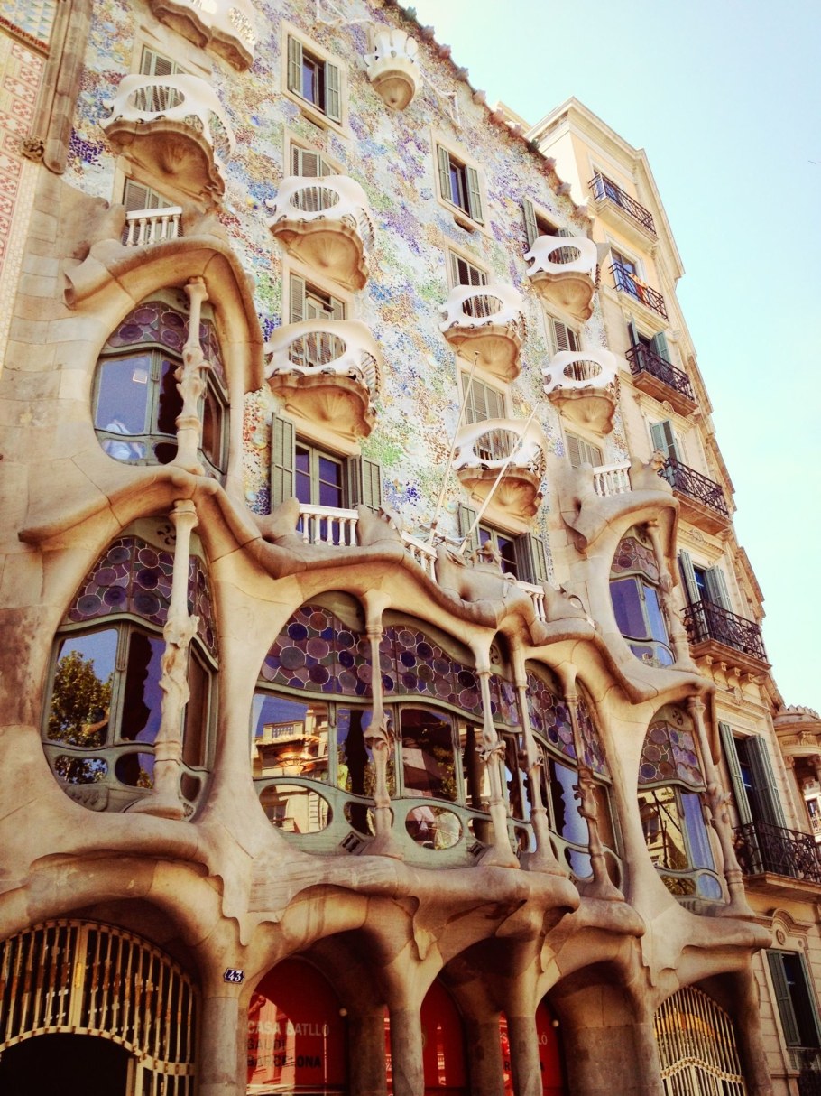 Гауди архитектура Вена сад на крыше