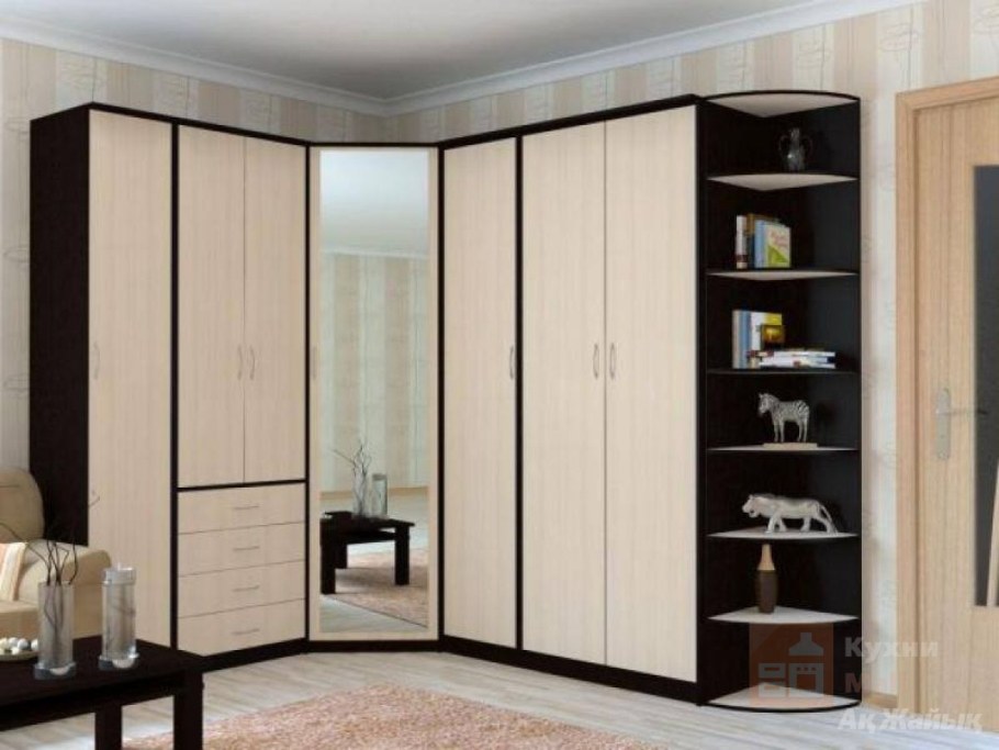 Угловой шкаф с полочкой сбоку с зеркалом купе 2022