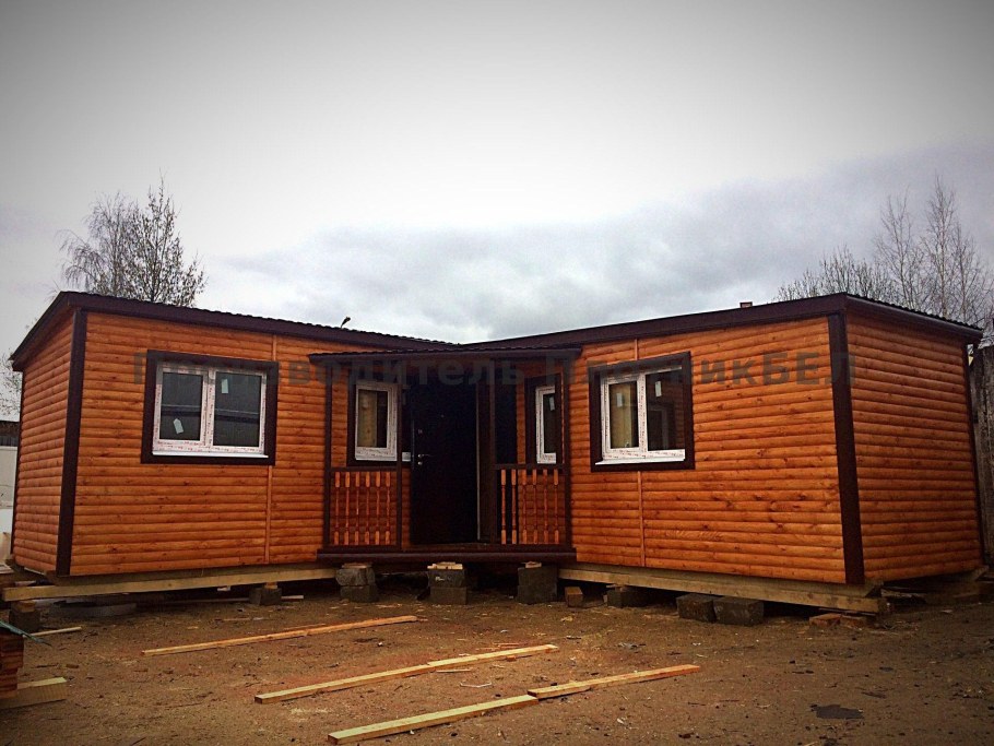 Дом из бытовок