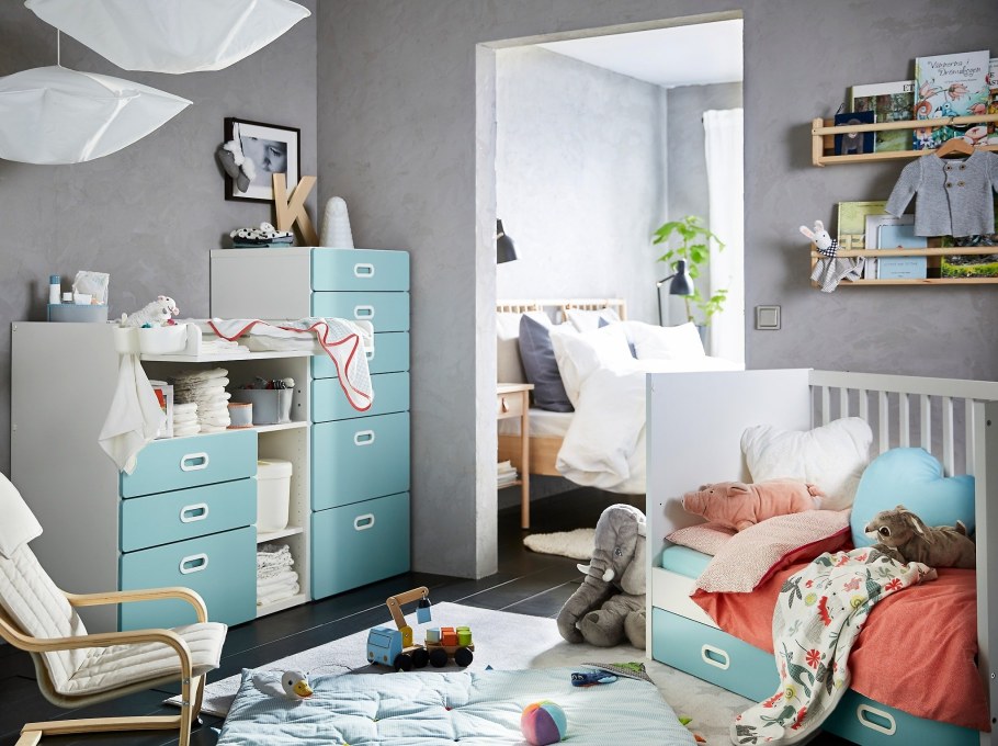 Черная мебель для подростка