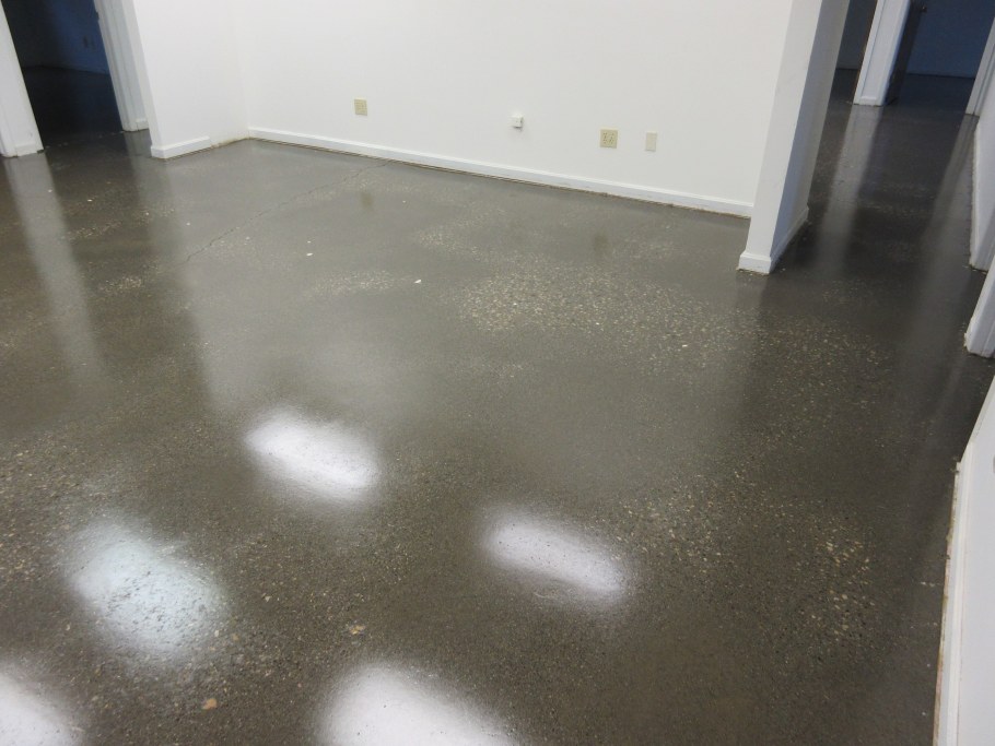 Наливной пол жидкий линолеум