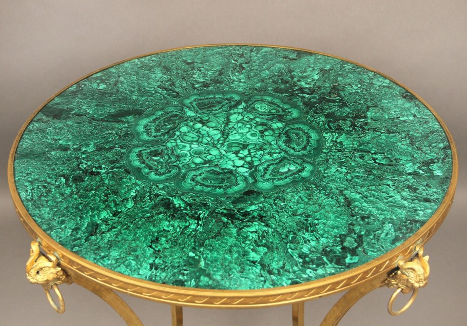 Лестница из мрамора