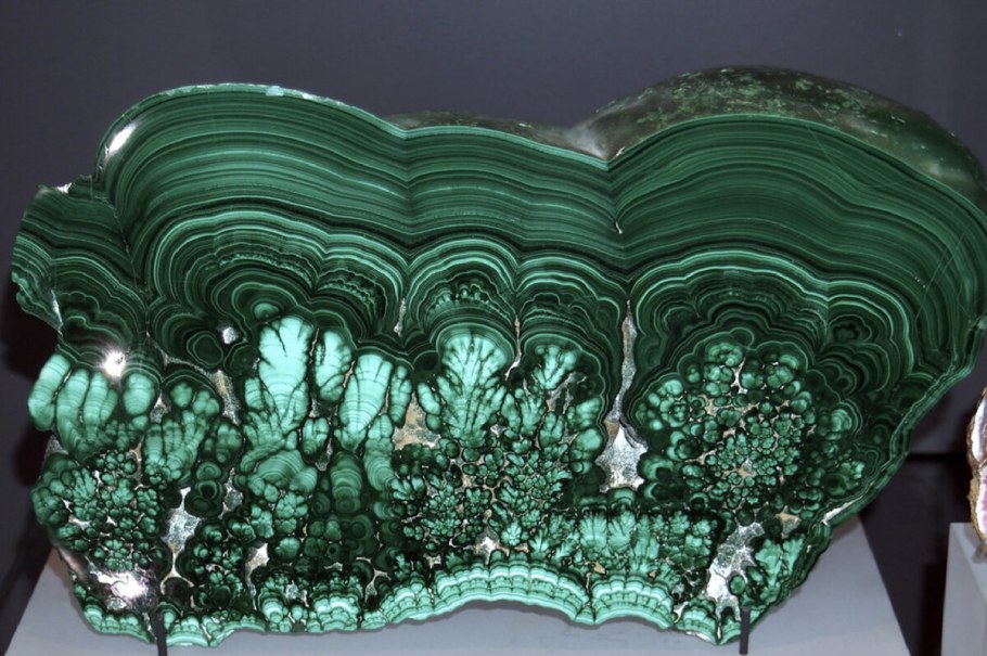 Блестящий малахит