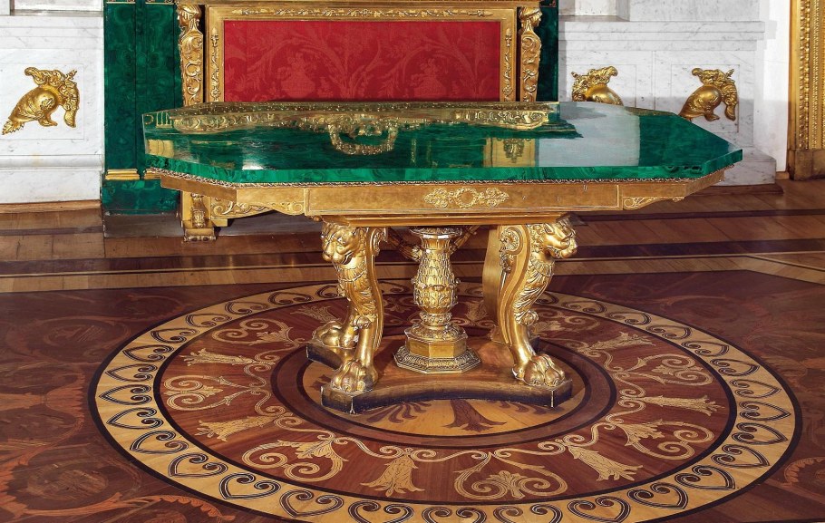 Малахитовая столешница Эрмитаж