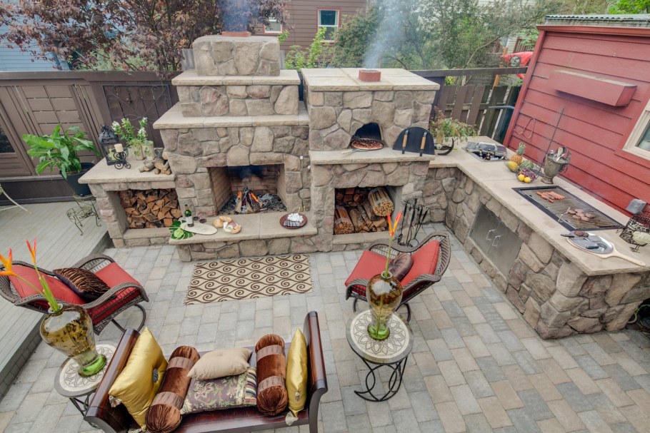 Костровище и мангальная зона