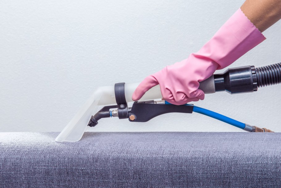 Уборка химчистка мягкой мебели