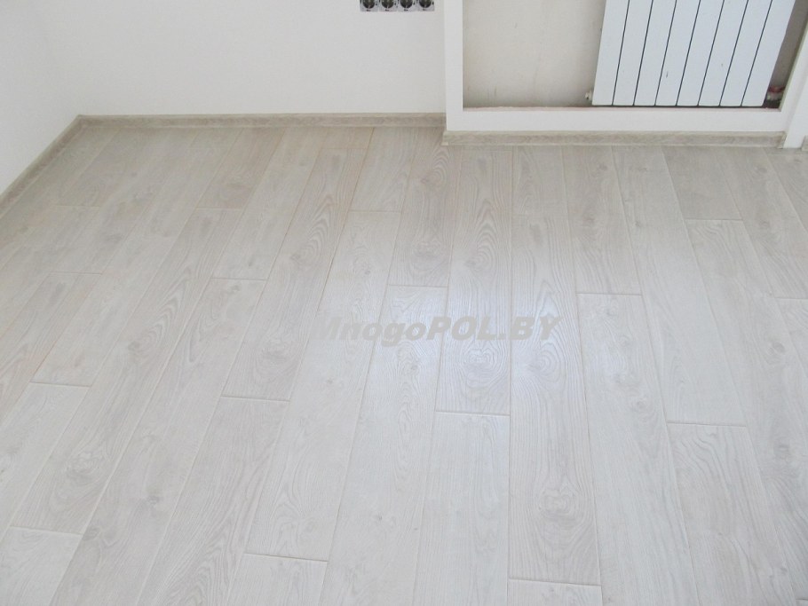 Ламинат Kronotex Robusto — дуб Таймлесс d 3590