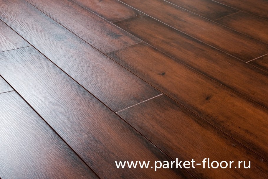 Ламинат Haro дуб Италика крем