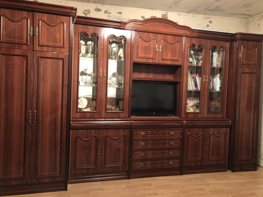 Стенка витрина Верона Дарсо