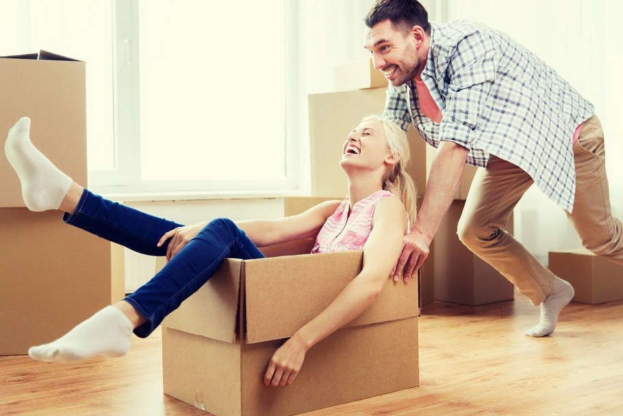 Передвигать мебель