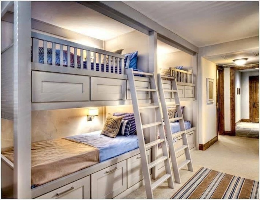 Кровать для четверых детей