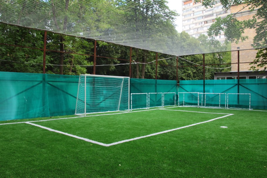 Баскетбольная площадка на даче