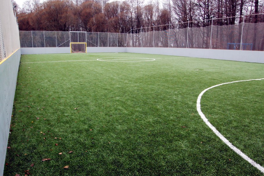 Футбольные площадки в Москве