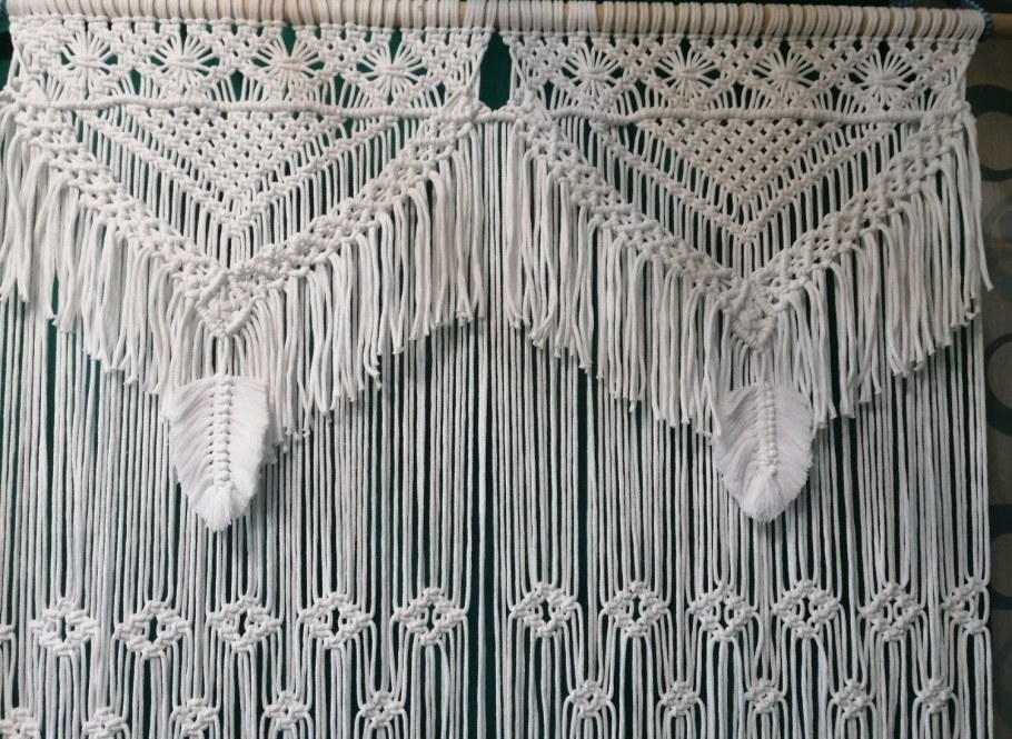 Подбукетник макраме