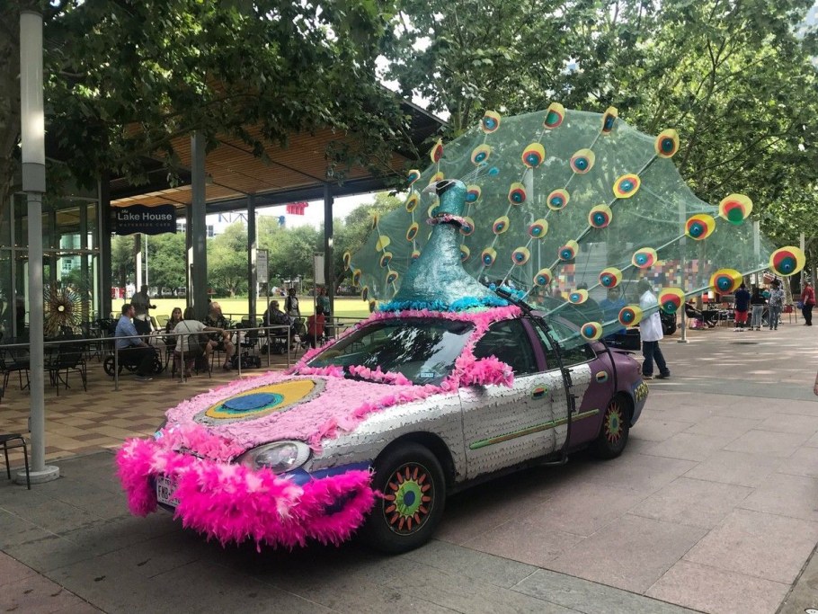 Карнавал украшенная машина