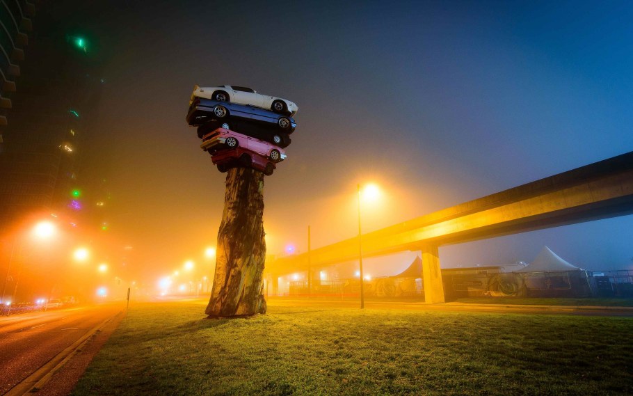 Арт объекты на дороге