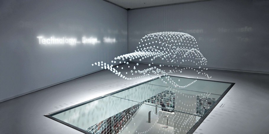 Музей БМВ Вельт арт инсталляция