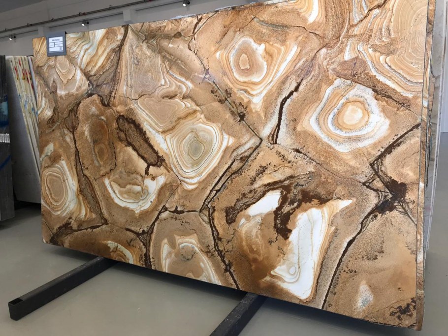 Оникс слэб бабочка