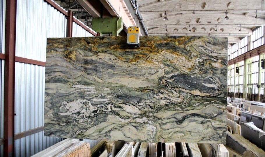 Янтарь слэб