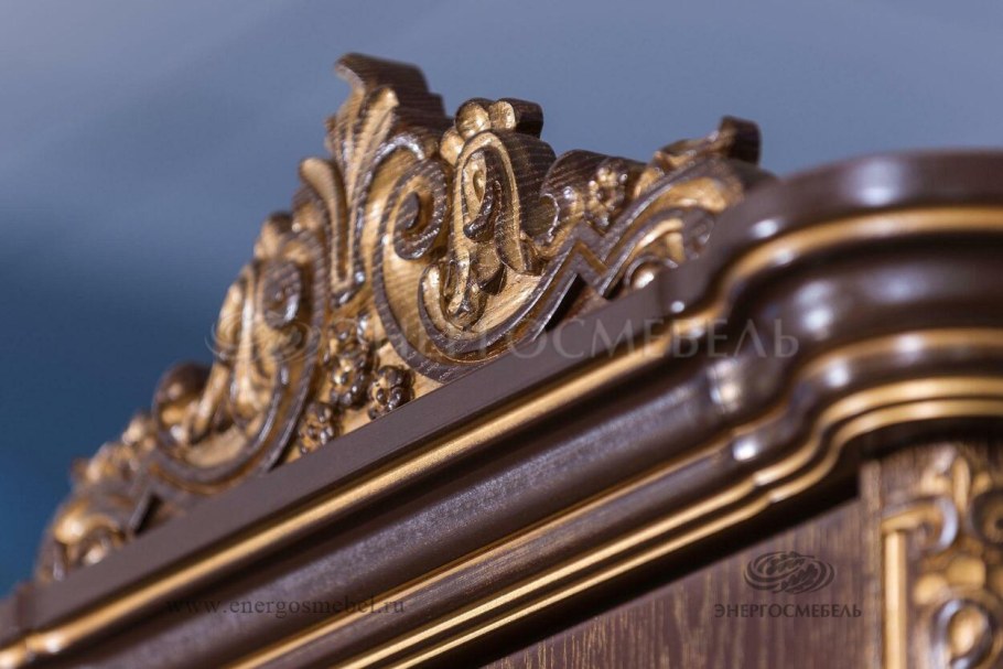 Мебель Черноземья Барокко махагон с золотой патиной