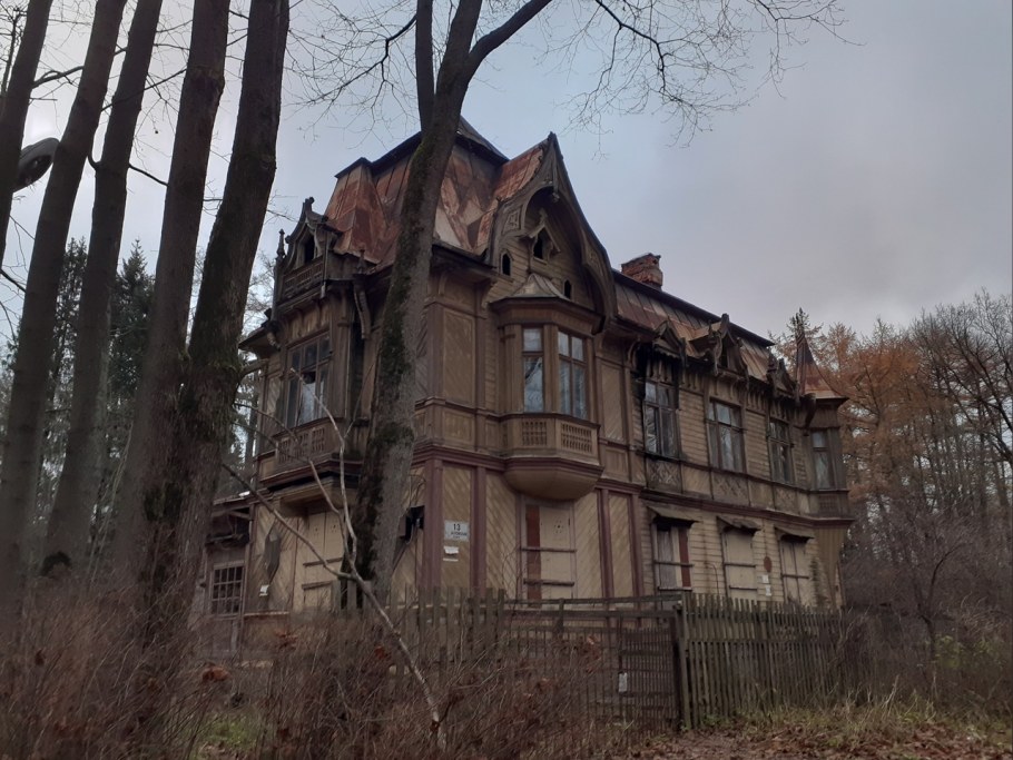 Заброшенная дача до и после