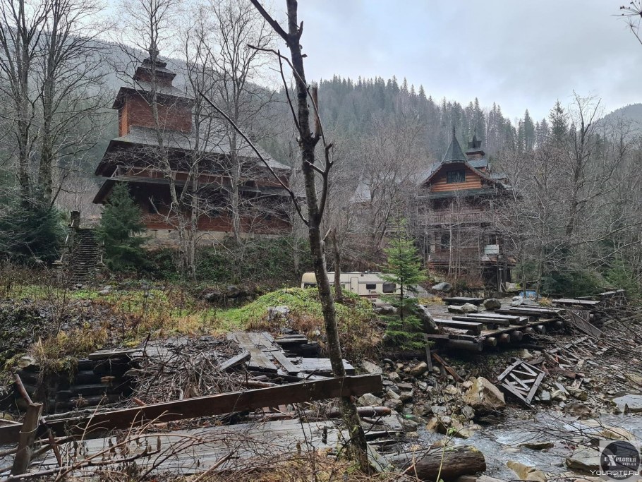 Заросшая дача