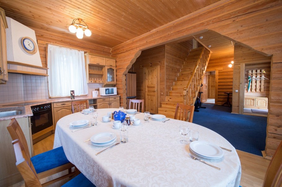 Лада Холидей Истра