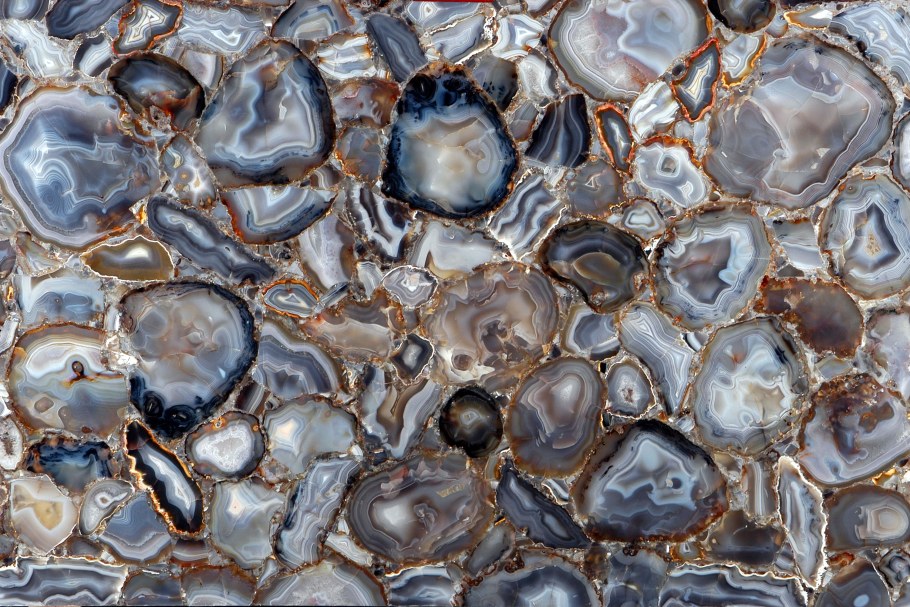 Отделка из яшмы