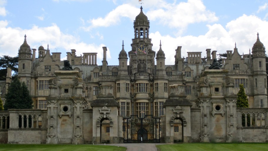 Поместье Харлакстон Англия