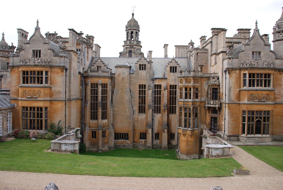 Харлакстон Манор Англия